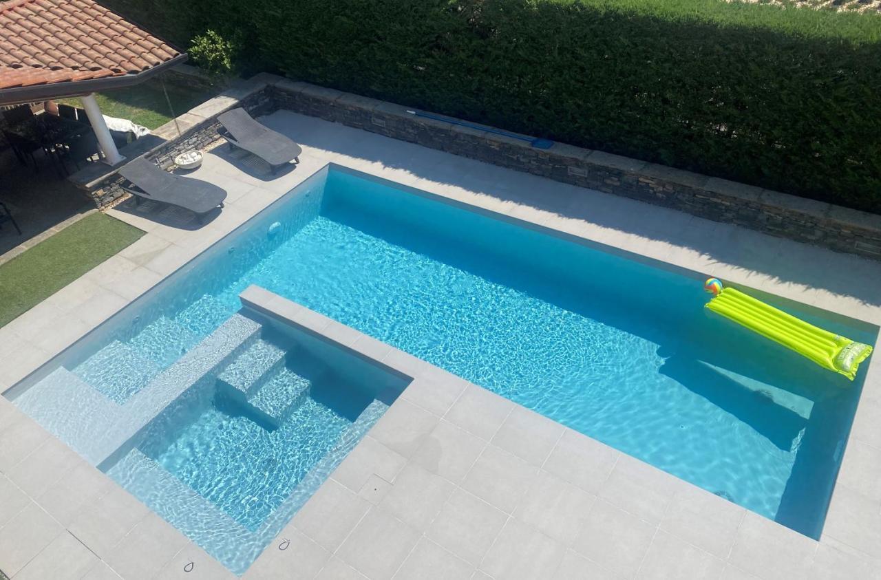 B&B Arcobaleno Longone al Segrino Exterior photo