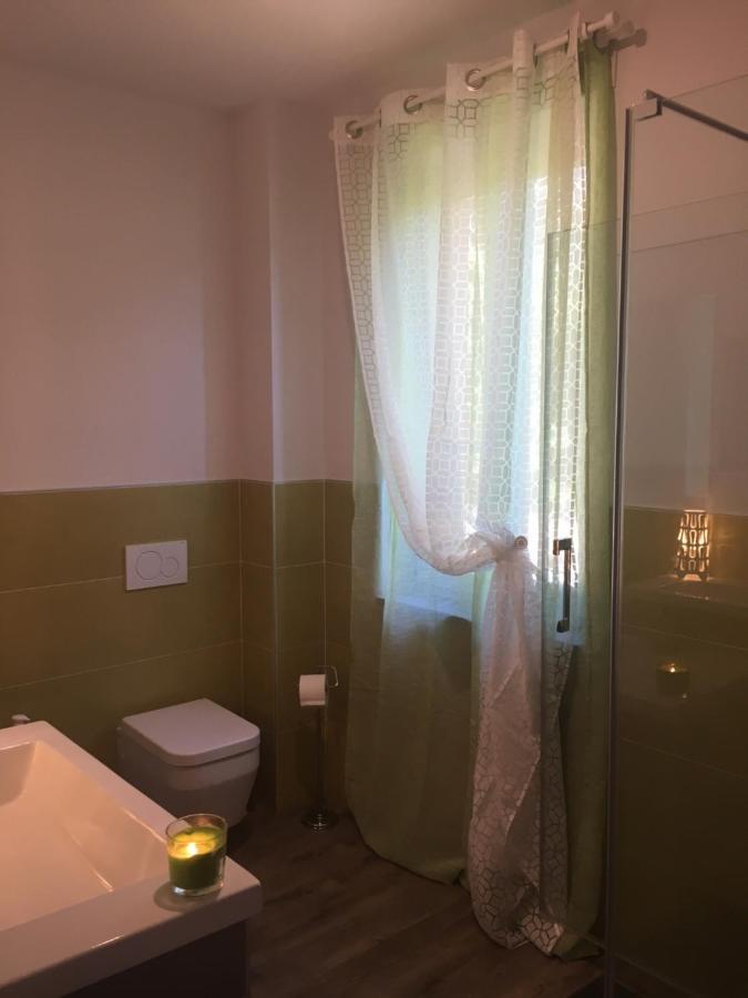 B&B Arcobaleno Longone al Segrino Exterior photo