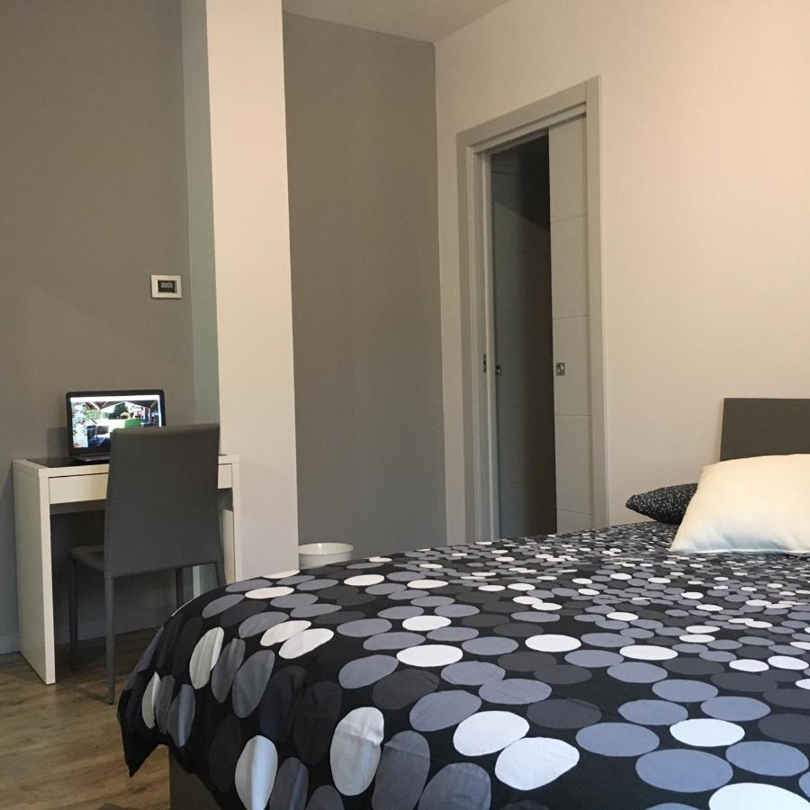 B&B Arcobaleno Longone al Segrino Exterior photo
